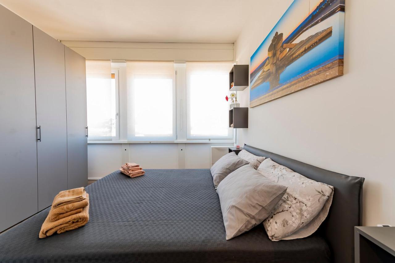 Piazza Salotto & Stazione Comfy Apartment Pescara Kültér fotó